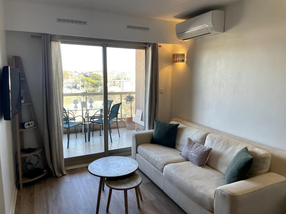 Appartement Vue Mer, 5Min A Pied De La Plage, Parking Prive Vallauris Eksteriør bilde