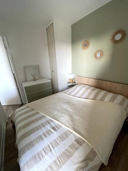 Appartement Vue Mer, 5Min A Pied De La Plage, Parking Prive Vallauris Eksteriør bilde