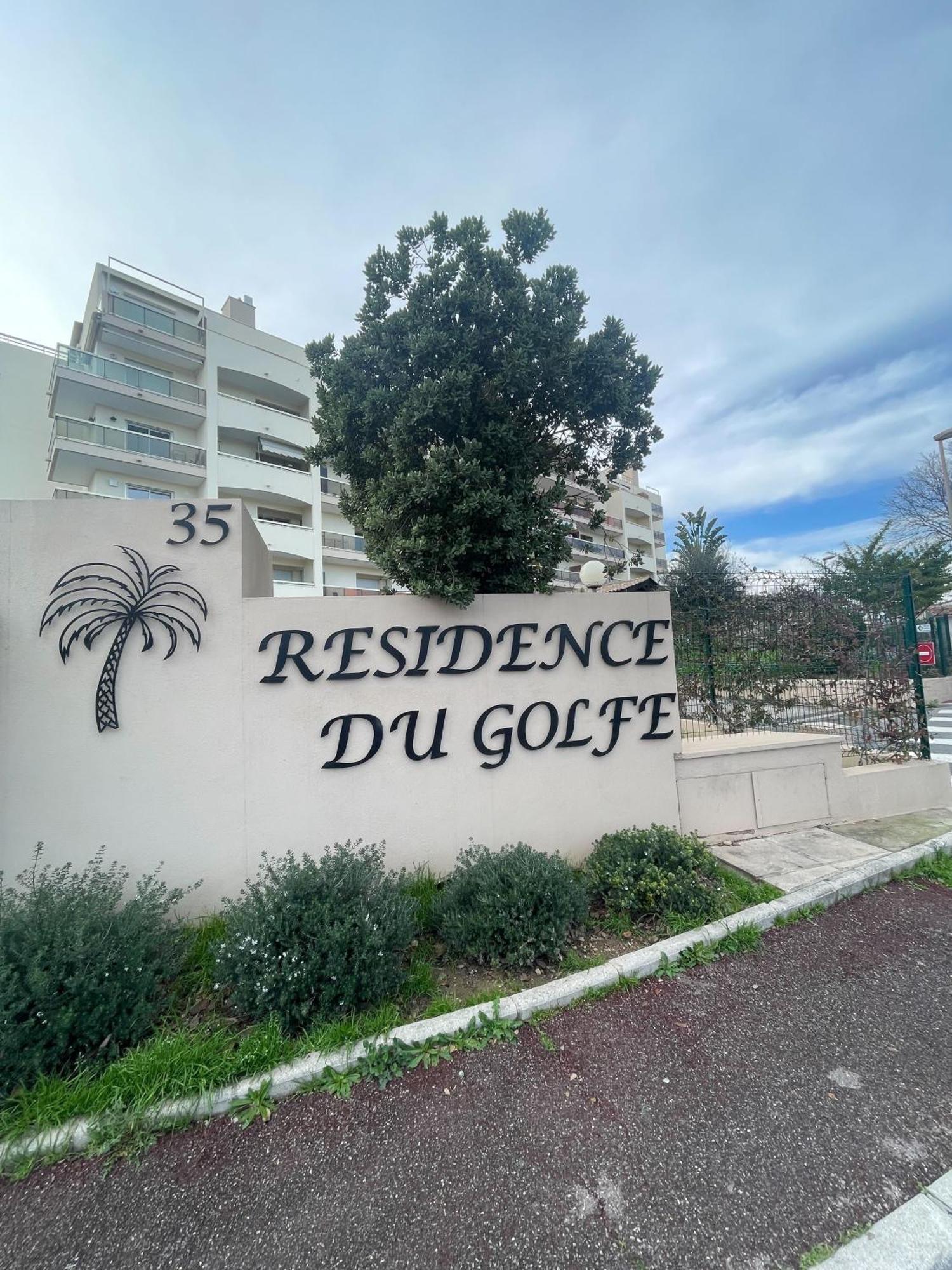 Appartement Vue Mer, 5Min A Pied De La Plage, Parking Prive Vallauris Eksteriør bilde